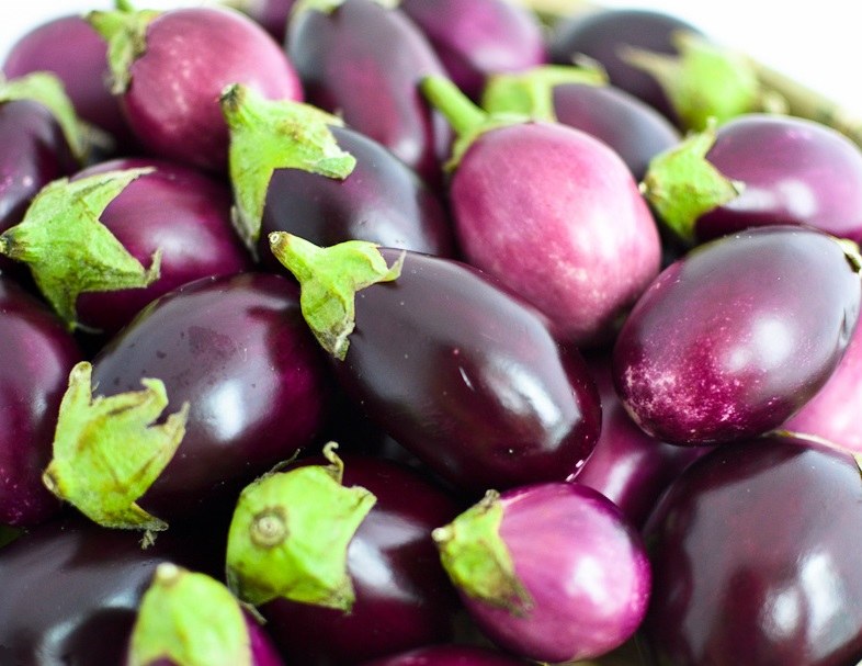 Indian Round Eggplant SUBHLAXMI GROCERS